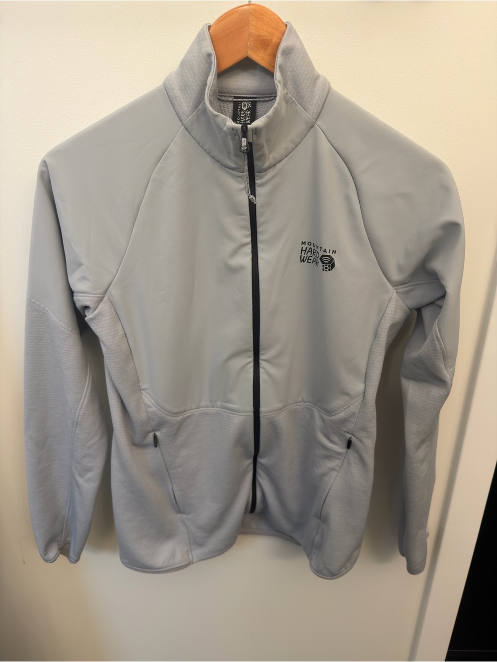 Mountain Hardwear Stratus Full-Zip Jacket in Glacial